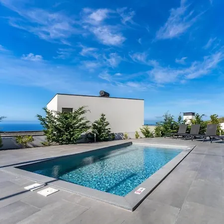 Serenity Semesterbostad